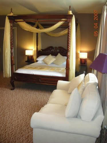 The White House Hotel Telford Luaran gambar